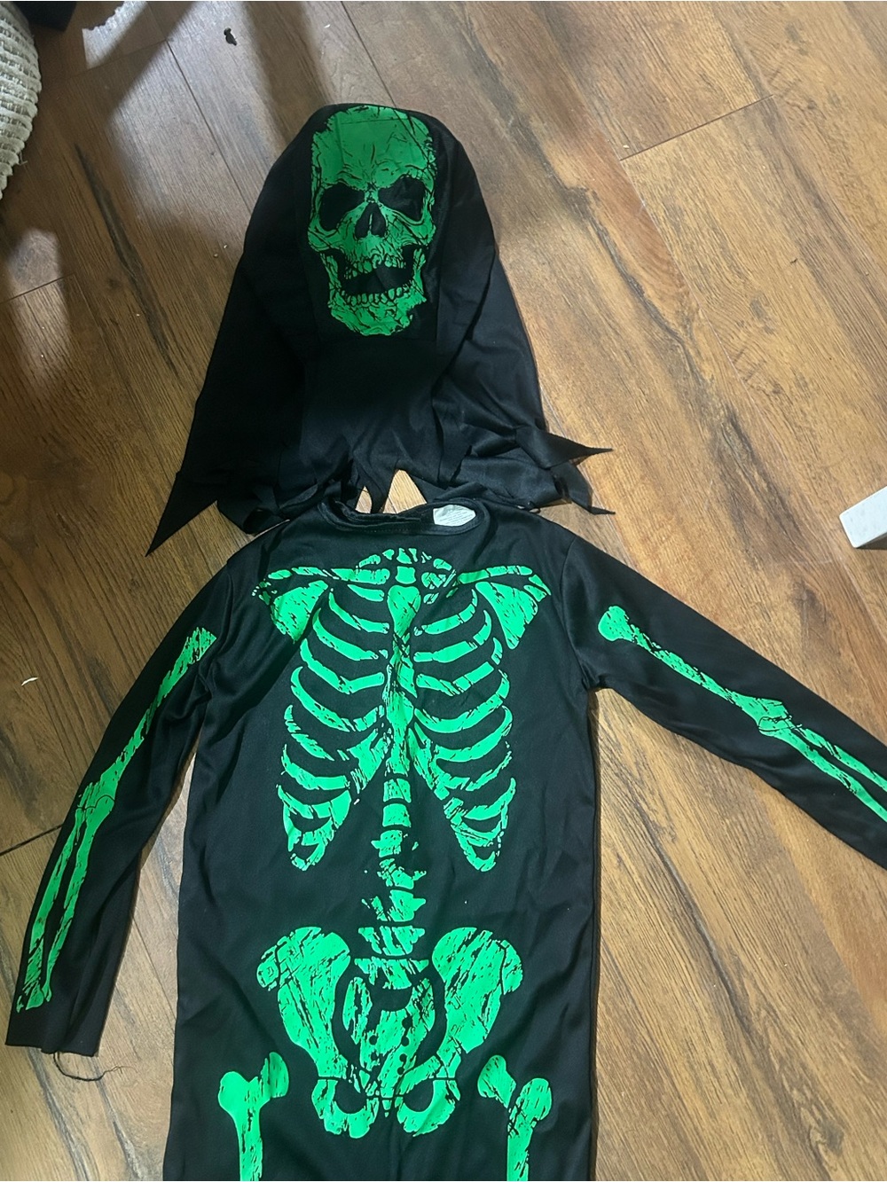 Kids Black & Neon Green Skeleton Costume size (5/6) small boys